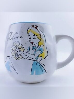 Disney’s Alice This Way To Wonderland Organic Ceramic Stoneware Egg Mug